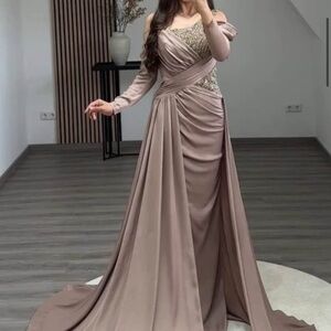 Elegant Off-Shoulder Evening Gown